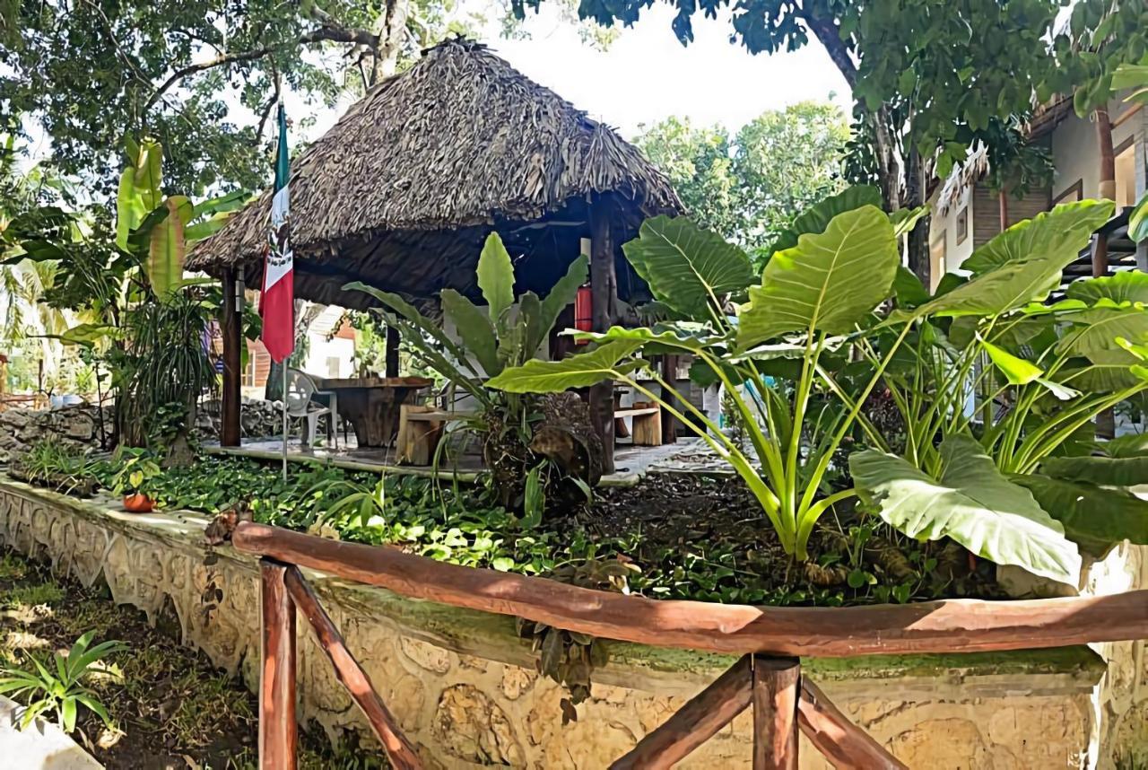 Hotel Pancho Villas Bacalar - Free Bikes And Paddles Eksteriør bilde