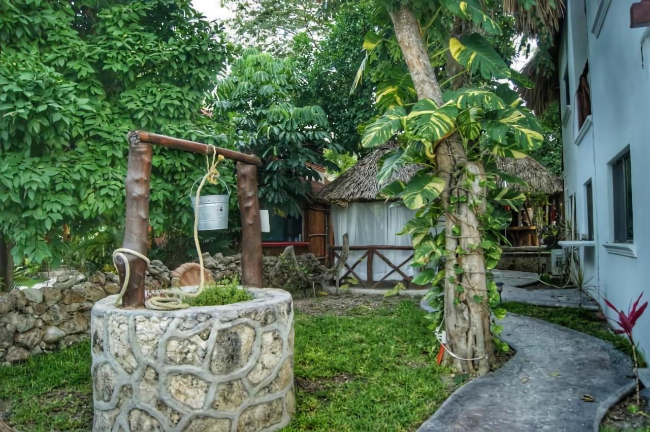 Hotel Pancho Villas Bacalar - Free Bikes And Paddles Eksteriør bilde